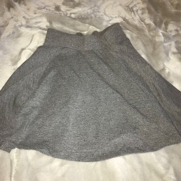 skirt - Picture 1 of 2